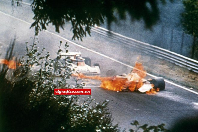 Niki Lauda je čudežno preživel nesrečo na Nürburgringu. FOTO: Wikipedia
