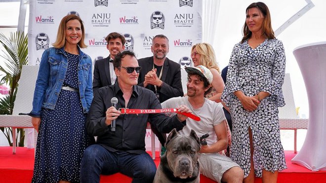 Zaradi pitbulke Brandy je z nagrado s festivala odšel tudi kultni režiser Quentin Tarantino.