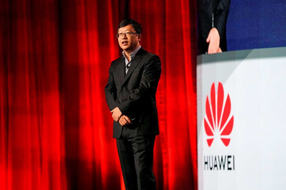 Fotografija: Glavni Huaweijev strateg Shao Yang je znižal pričakovanja za letos. FOTO: Reuters