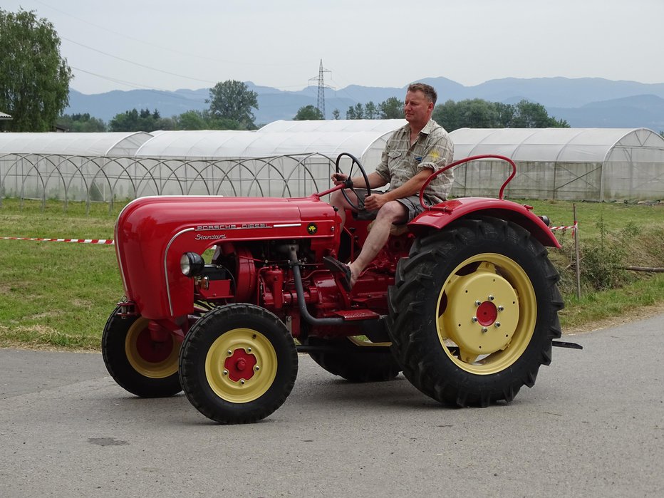 Fotografija: Nekaj let je tudi Porsche izdeloval traktorje, na sliki je model diesel standard.