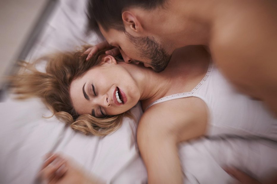 Fotografija: Eksperimentiranje, masturbacija in spolne fantazije so pri doseganju orgazma v veliko pomoč. FOTO: Thinkstock