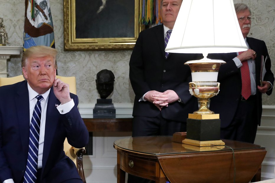 Fotografija: Trump si je zadnji trenutek premislil. FOTOGRAFIJi: Reuters