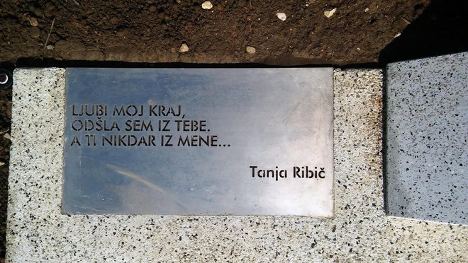 Ob klopci Tanje Ribič je vgrajena njena misel o rodnih Trbovljah.