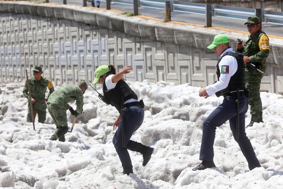 Fotografija: Toča v Mehiki. FOTO: Reuters