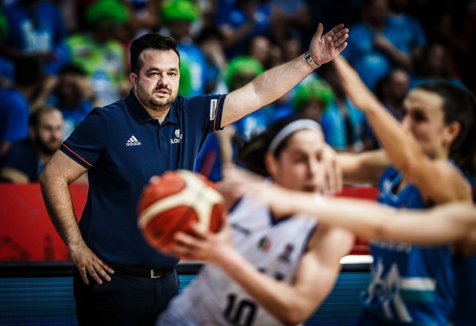 Fotografija: Selektor Damir Grgić je ponosen, a tudi precej žalosten zaradi slovesa od 37. evrobasketa. FOTO: Fiba.com