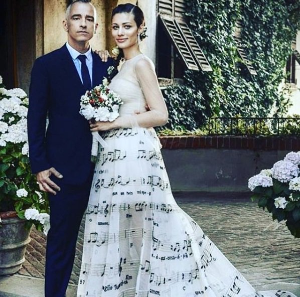 Poročila sta se na romantični posesti, obdani z vinogradi. FOTO: instagram