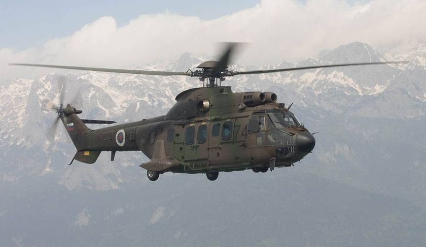 Fotografija: Helikopter AS AL 532 Cougar. FOTO: Slovenska vojska