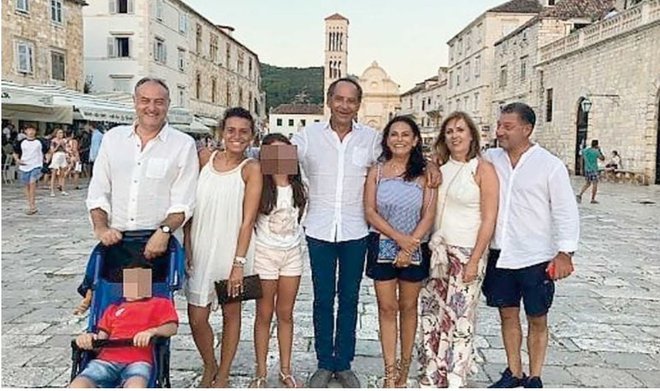 Dve italijanski družini sta se veselili osemdnevnega jadranja, a se je tragično končalo že prvi dan na Hvaru. FOTO: Facebook