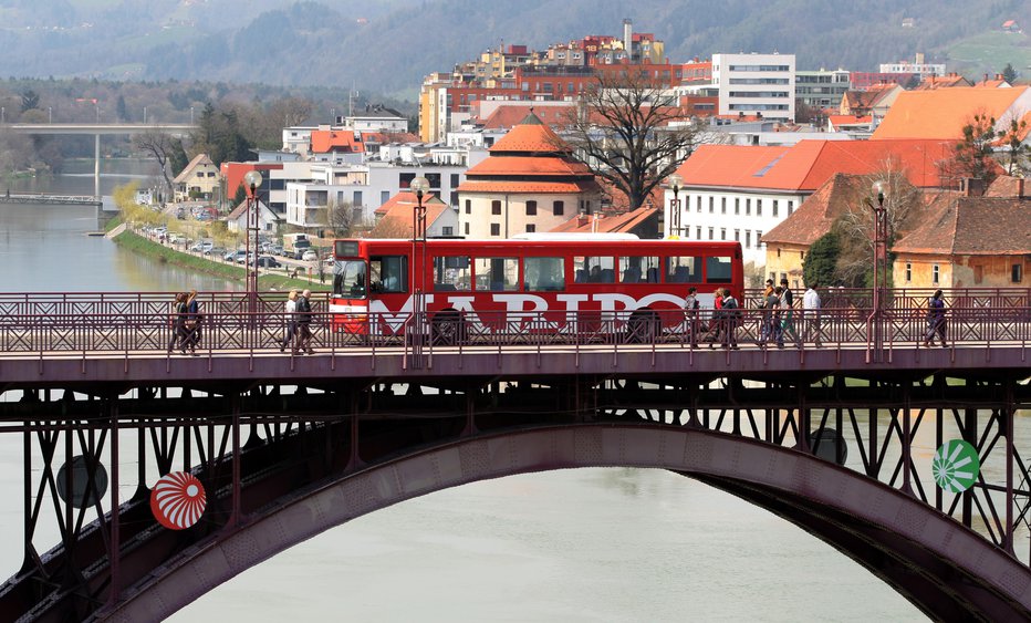 Fotografija: Maribor (arhivska fotografija). FOTO: Tadej Regent, Delo