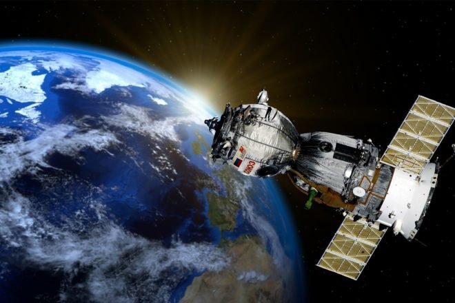 Fotografija: Parlyjeva je lani obtožila Rusijo, da njihov satelit Luch Olimp poskuša vohuniti za francoskim Athena-Fidusom. Foto: Guliver/Getty Images
