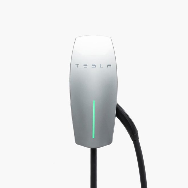 Teslina domača stenska polnilna postaja FOTO: Tesla