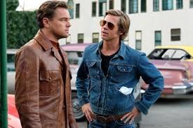 Fotografija: Leonardo Di Caprio in Brad Pitt v filmu Bilo je nekoč ... v Hollywoodu. FOTO: Kolisej