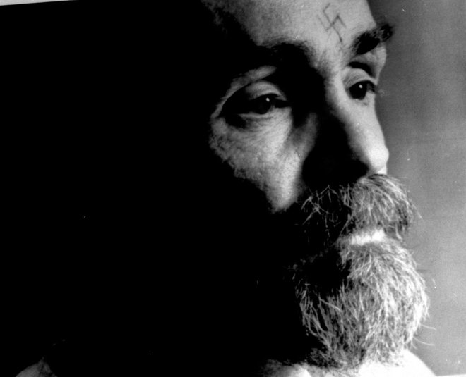 Manson je neizčrpen vir inspiracije za filme, romane, dokumentarce in študije. FOTO: Reuters