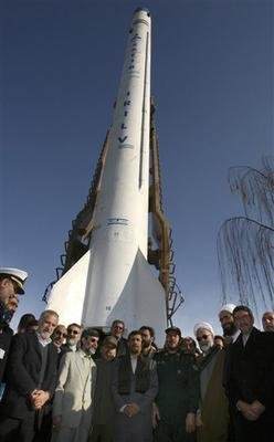Fotografija: Pred izstrelitvijo leta 2009 FOTO: Wikipedia