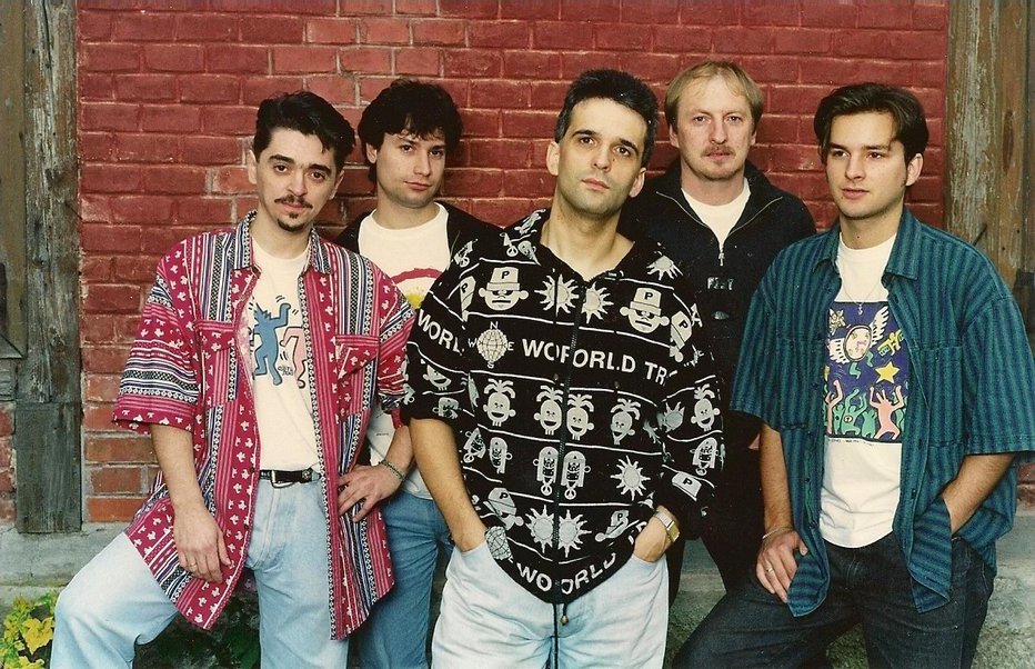 Fotografija: Takole so bili videti leta 1994, ko so šele začenjali skupno glasbeno pot.