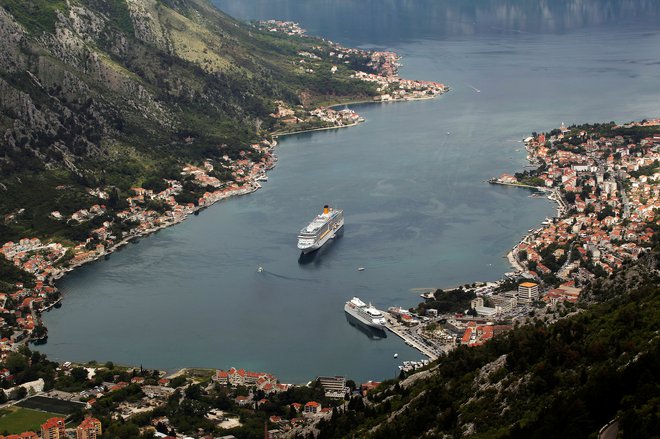 Mafijska vojna se je začela v Kotorju. Črna gora je poleg tihotapljenja cigaret postala glavna uvozna luka za mamila, ki prihajajo z ladjami v Bar, Kotor in Budvo. FOTO: REUTERS