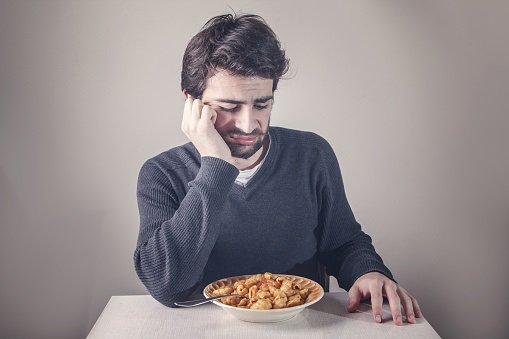 Motnje hranjenja ima vse več moških. FOTO: guliver/GETTY IMAGES