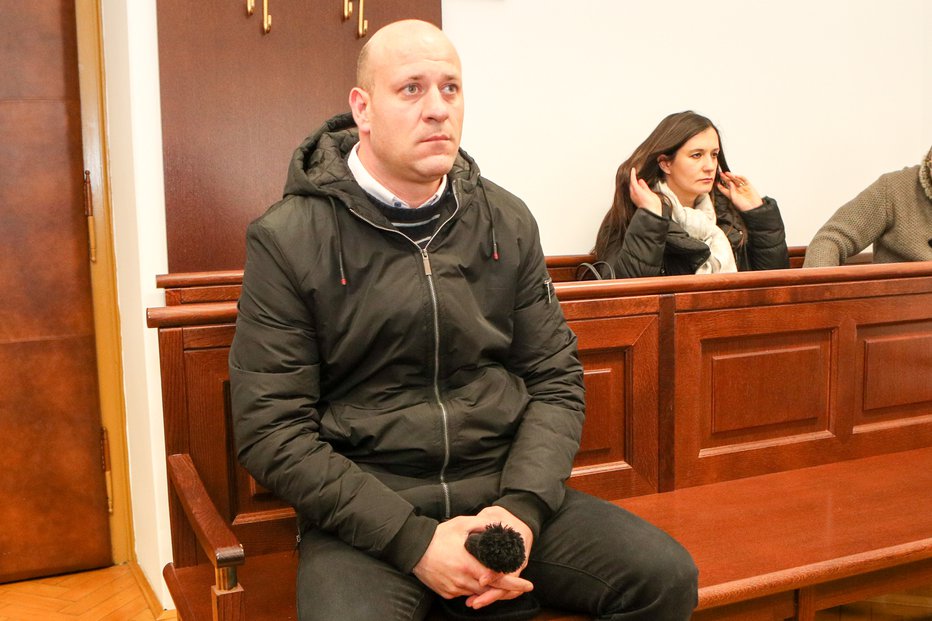 Fotografija: Zemir Hušidić še čaka na datum glavne obravnave, ko bo lahko podal zagovor. Foto: Marko Feist