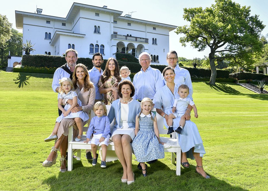 Fotografija: Švedska kraljeva družina leta 2017. FOTO: Švedski kraljevi dvor