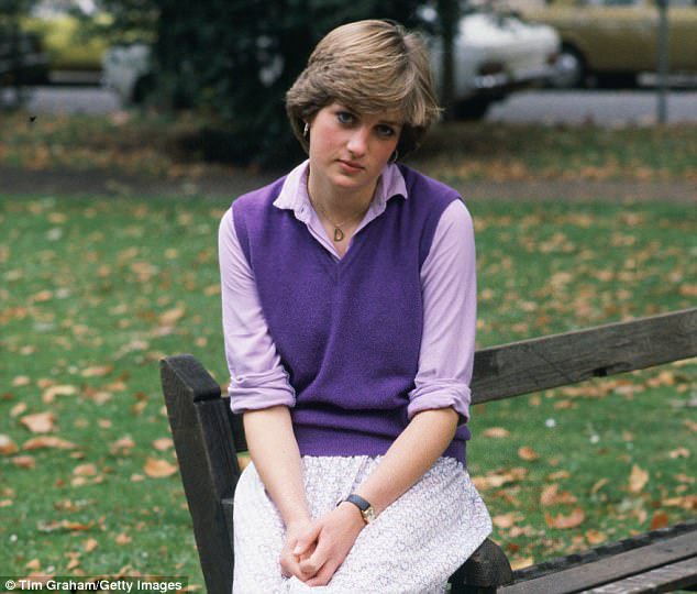 Princesa Diana je pojedla ogromne količine hrane in nato vse izbruhala.