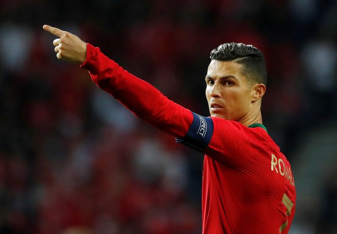 Cristiano Ronaldo je bil letos drugi najbolje plačani športnik na svetu. FOTO: REUTERS