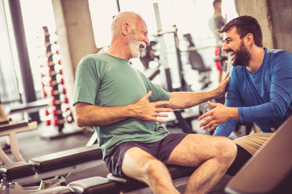 Fotografija: Da bo vadba v fitnesu varna in učinkovita, naj poteka pod strokovnim vodstvom. FOTO: Guliver/Getty Images