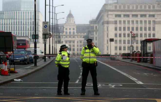 Območje napada je za javnost zaprto. FOTO: Reuters