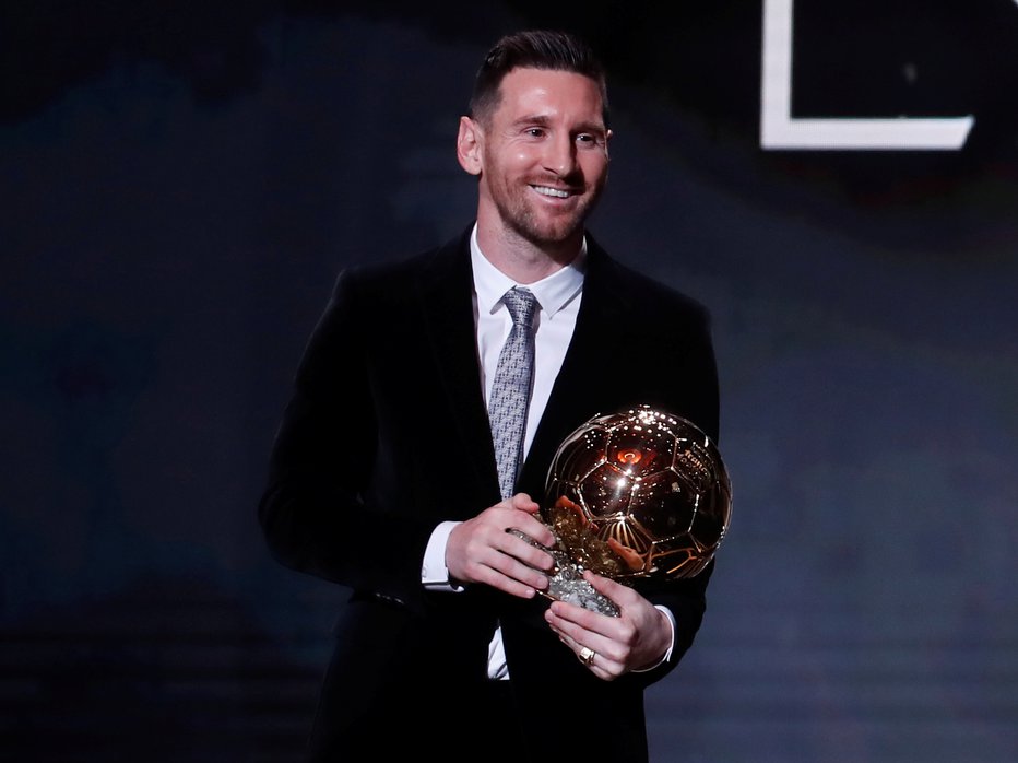 Fotografija: Lionel Messi z zlato žogo FOTO: Reuters