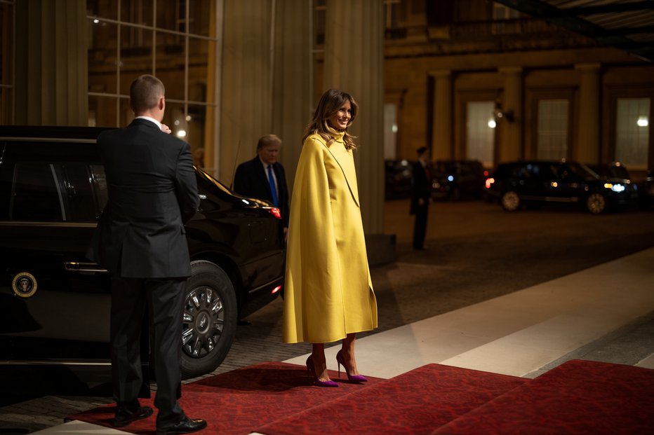 Fotografija: Melania Trump in Donald Trump v Buckinhgamski palači. FOTO: Reuters