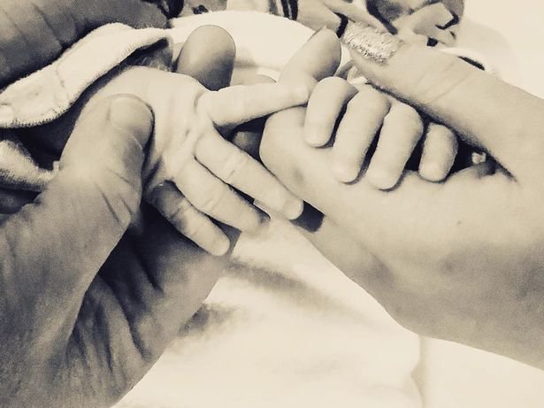 Fotografija: Zaljubljenca sta radostno pozdravila svojega sinka. FOTO: instagram