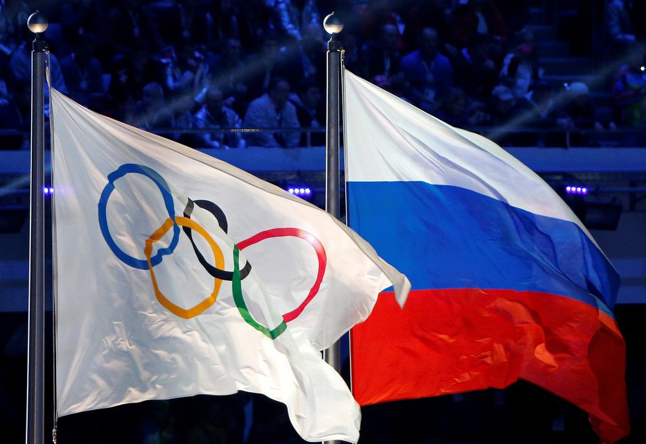 Fotografija: Tako kot nazadnje v Pjongčangu bo tudi v Tokiu in Pekingu namesto ruske zastave plapolala le olimpijska. FOTO: Reuters