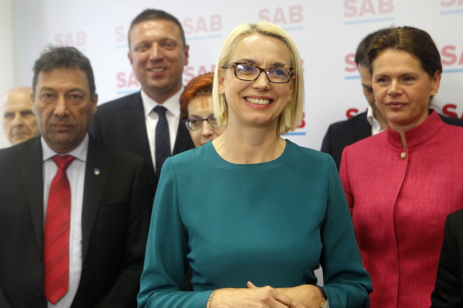 Fotografija: Bo Angelika Mlinar postala nova ministrica za kohezijo? FOTO: Mavric Pivk, Delo