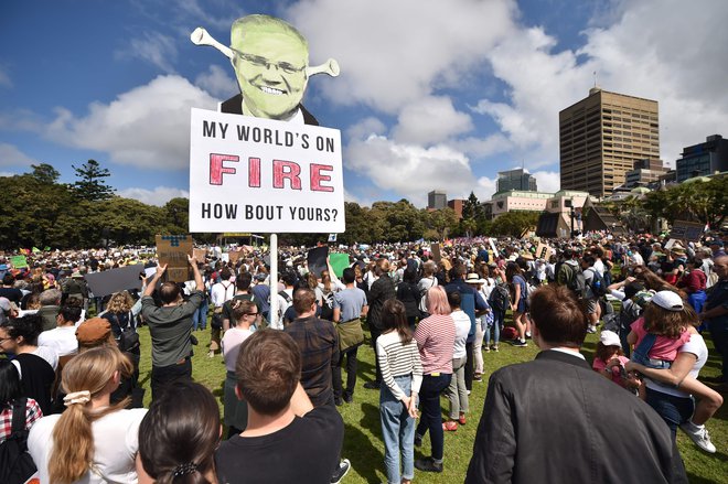 Udeleženci protesta v Sydneyju. FOTO: Peter Parks/AFP