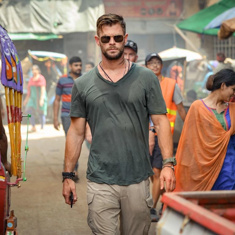 Fotografija: Akcija Extraction s postavnim Chrisom Hemsworthom je lani požela precejšen uspeh. FOTO: Netflix