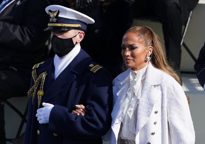 Jennifer Lopez v belem. FOTO: Kevin Lamarque, Reuters