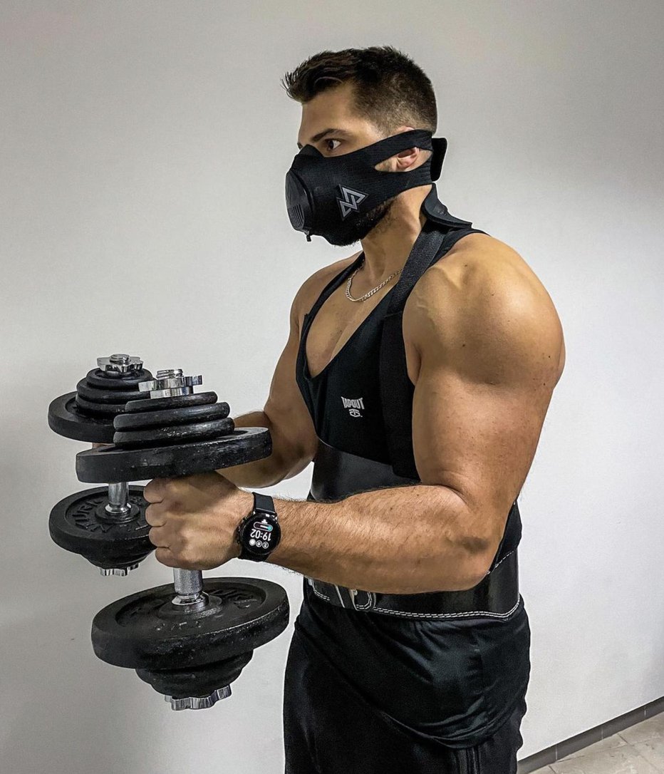 Fotografija: Prvi rezultati zahtevnih treningov so že vidni v napetih mišicah. foto osebni arhiv/Instagram