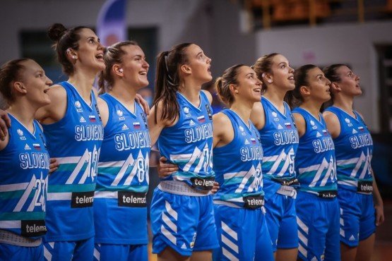 Fotografija: Slovenska ženska košarkarska reprezentanca. FOTO: KZS
