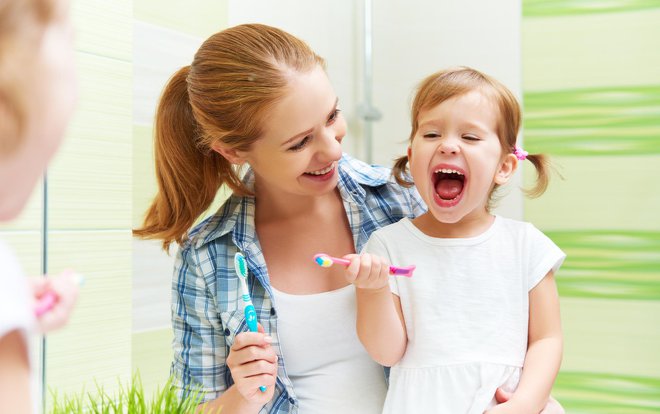 Otroke naučimo dosledne higiene. FOTO: Evgenyatamanenko/Getty Images