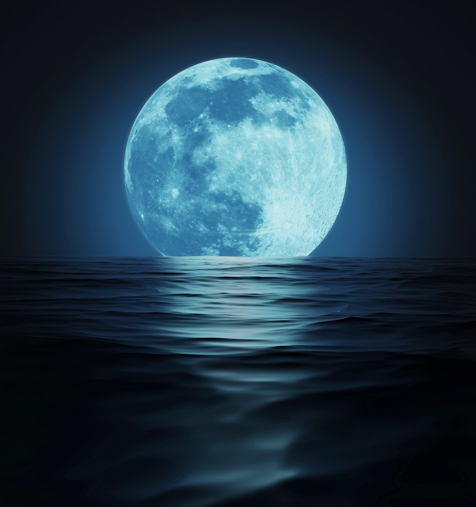 Fotografija: Luna je v izgonu v kozorogu in nakazuje, da vam manjka čustvene inteligence. FOTO: Eduardharkonen/Getty Images