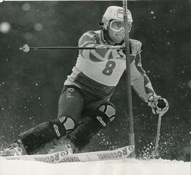 Žarek upanja<br />
Da je Podkoren prijazen do naših šampionov, je 1986. pokazal Rok Petrovič, ko je ugnal konkurenco v slalomu.