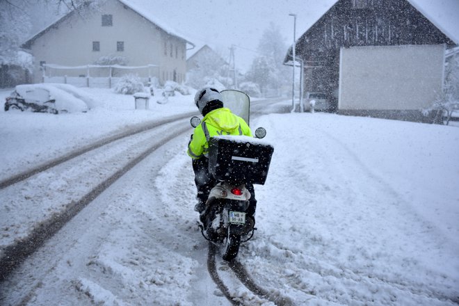 Sneg je pobelil Slovenijo: tako je bilo v Vnanjih Goricah. FOTO: Zlatko, bralec poročevalec