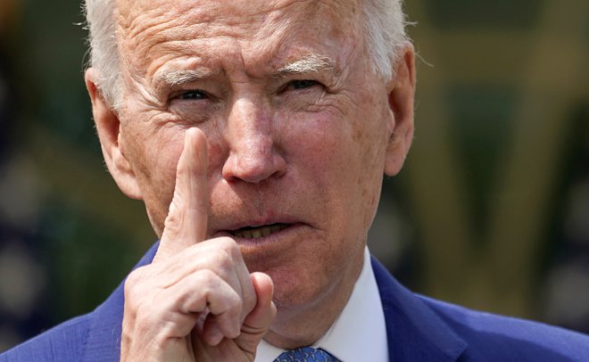 Biden je trn v peti orožarskim lobijem. FOTO: Kevin Lamarque/Reuters
