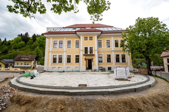 Obnova stare šole gre h koncu. Foto: Občina Ivančna Gorica