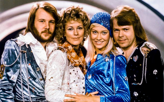 ABBA<br />
1974. je v angleškem Brightonu slavila legendarna švedska skupina s pesmijo Waterloo in začela svojo svetovno kariero.