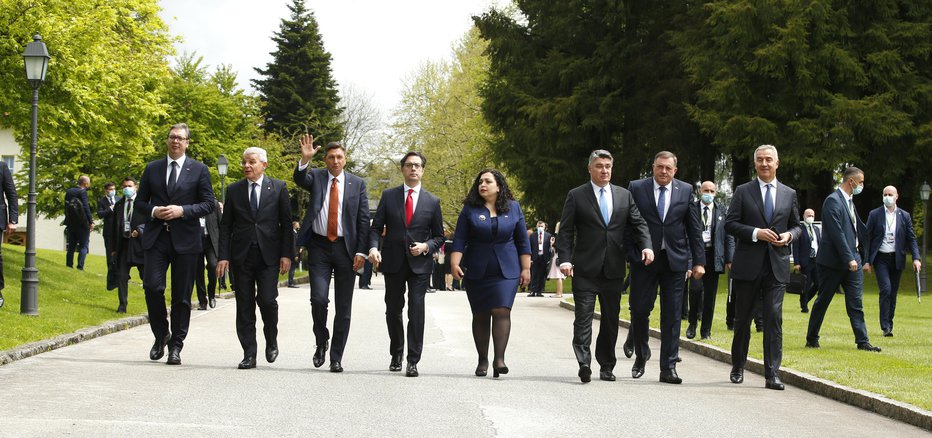 Fotografija: Predsednik republike Borut Pahor je ocenil, da je bil današnji vrh procesa Brdo-Brioni ob 10. obletnici pobude uspešen, a zelo zahteven. FOTO: Matej Družnik, Delo