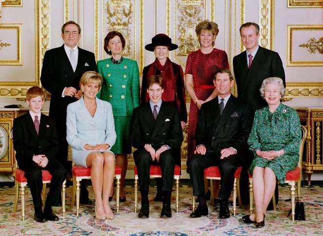 Ker po ločitvi od Charlesa, ki je postala uradna leta 1996, Diana ni bila več članica kraljeve družine, ji je tudi pripadalo manj strožje varovanje. FOTO: Reuters Pictures