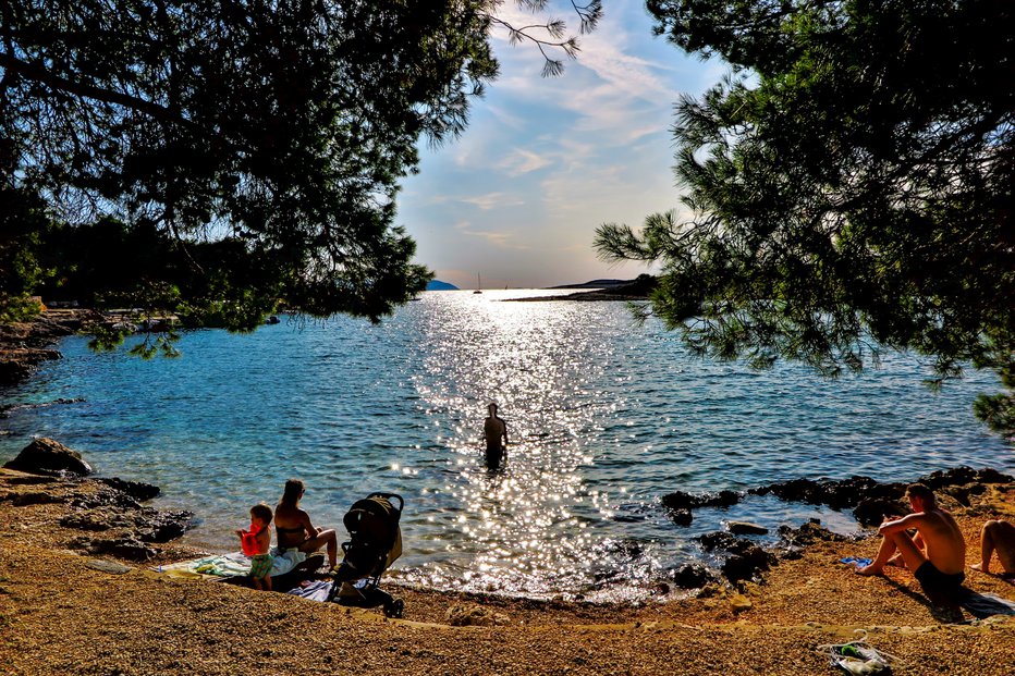Fotografija: Na Hrvaškem bo še nekoliko bolj vroče kot pri nas. FOTO: Marko Feist