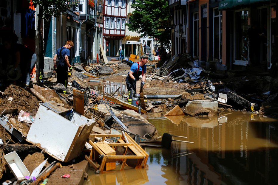 Fotografija: Poplave v Nemčiji. FOTO: Thilo Schmuelgen, Reuters