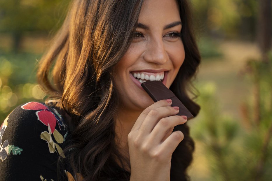 Fotografija: Temna čokolada za boljše zdravje. FOTO: Phoenixns, Getty Images