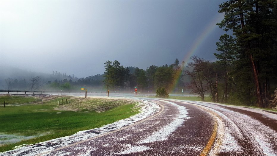 Fotografija: Napovedane so lokalne močnejše nevihte z močnimi nalivi, s sunki nevihtnega piša in točo (simbolična fotografija). FOTO: Vpaultech Llc, Getty Images, Istockphoto